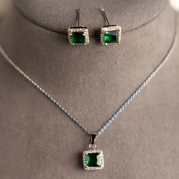 Charm Pendant - Elara