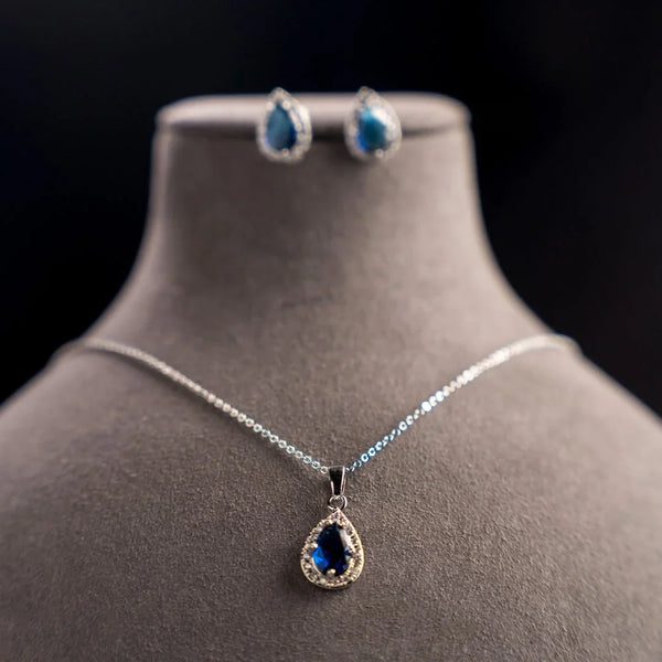 Luxe Spark Pendant - Elara